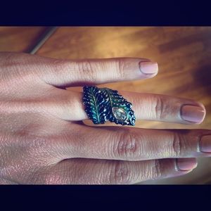 Gorgeous unique teal gold leaf ring